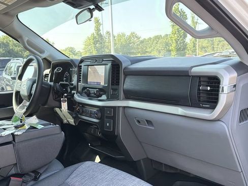 Used 2021 Ford F150 XLT AWD/4WD image 15
