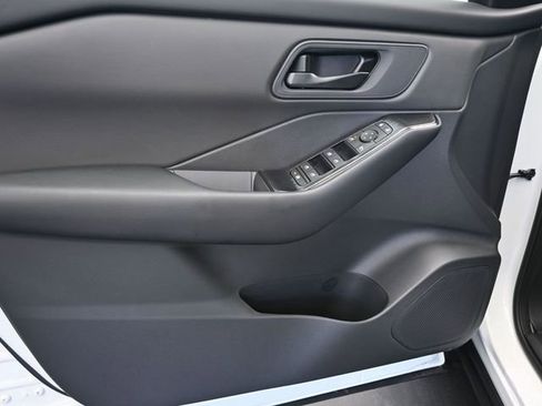 New 2026 Nissan Rogue S image 20