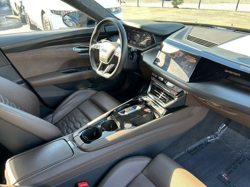 Used 2023 Audi RS e-tron GT w/ Carbon Performance Package image 41