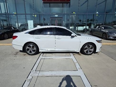 Used 2018 Honda Accord EX-L image 3