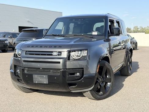 Used 2023 Land Rover Defender 110 X-Dynamic SE AWD/4WD image 3