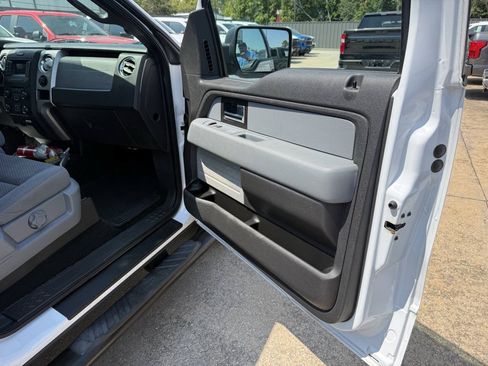 Used 2014 Ford F150 XLT w/ XLT Convenience Package AWD/4WD image 11