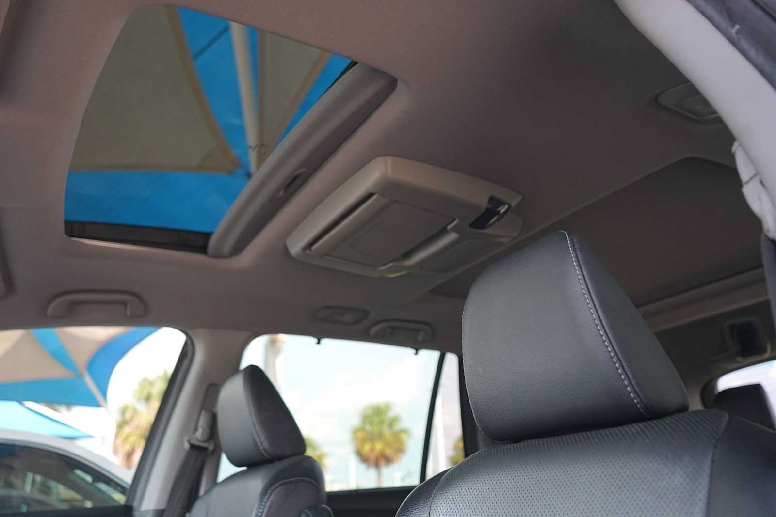 Used 2019 Honda Pilot Elite image 24