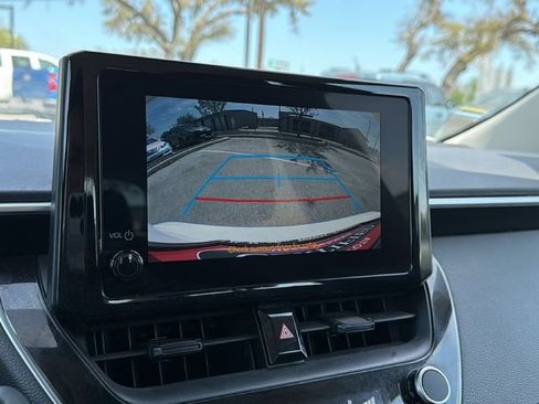 Certified 2024 Toyota Corolla LE image 28