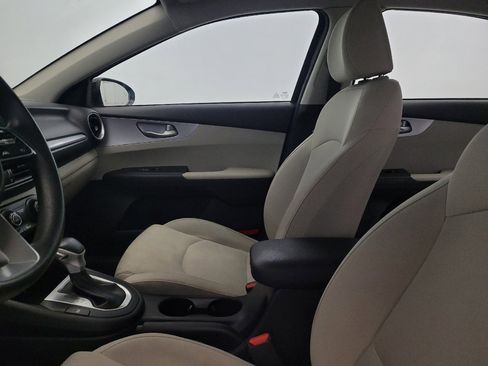 Used 2023 Kia Forte LXS w/ LXS Technology Package image 17