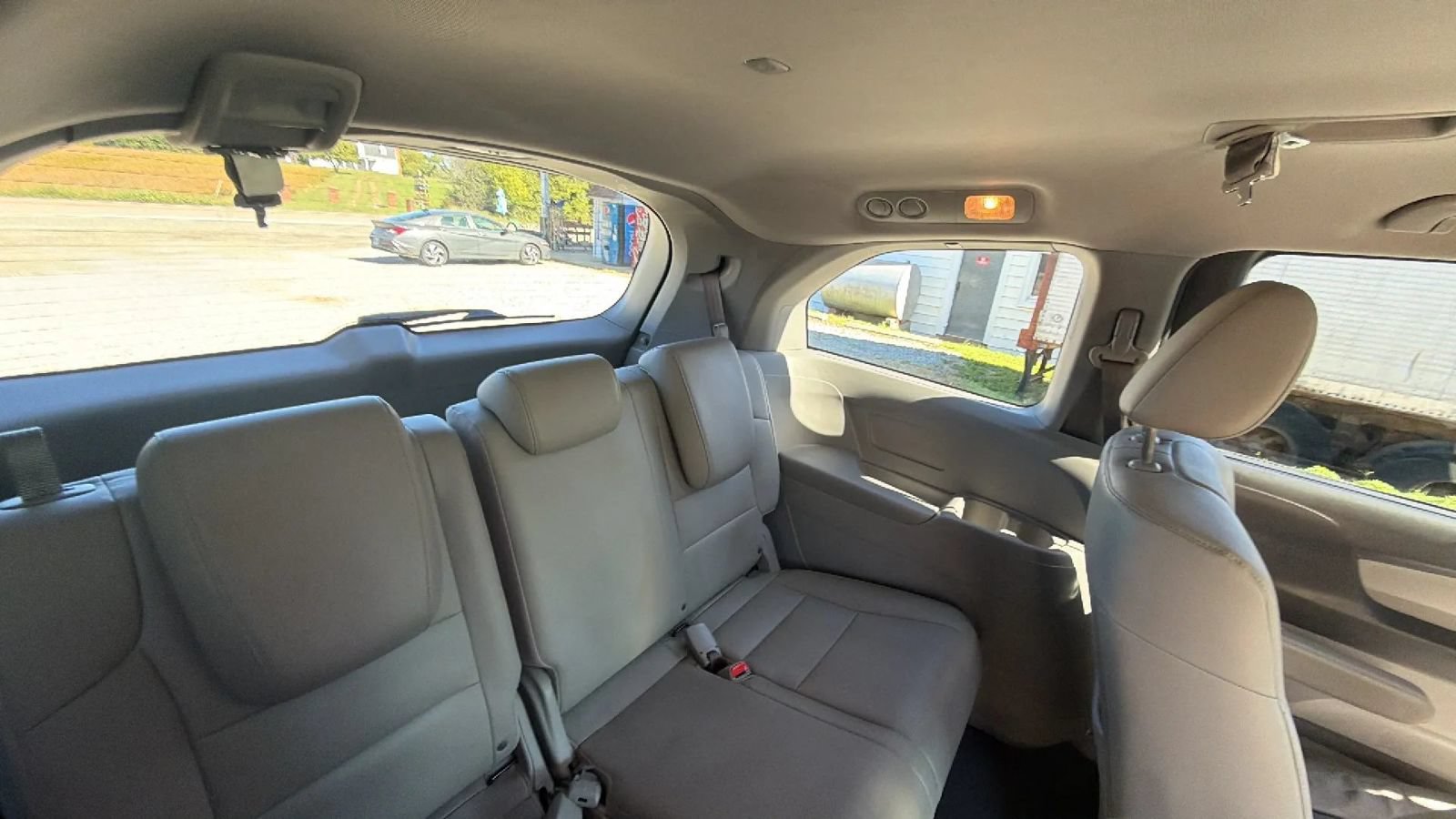 Used 2014 Honda Odyssey EX-L image 43