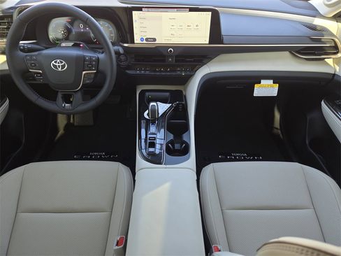 New 2026 Toyota Crown image 21