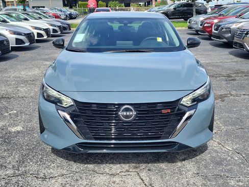 Certified 2025 Nissan Sentra SR FWD image 2