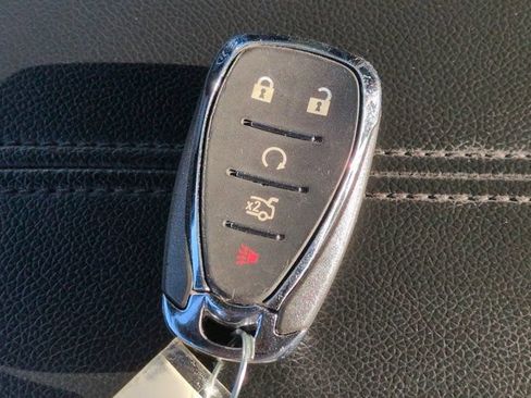 Used 2024 Chevrolet Malibu LT FWD image 28
