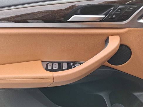 Used 2024 BMW X3 xDrive30i w/ Premium Package w/ZPA image 7