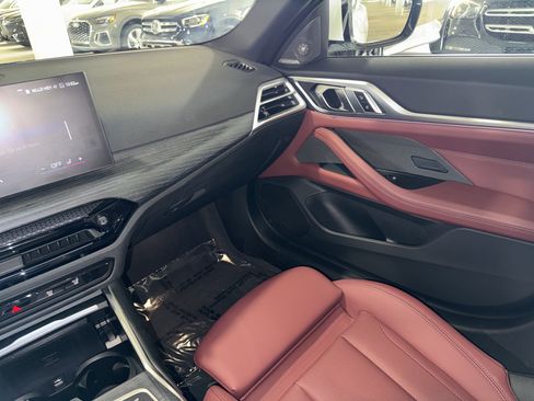 Used 2025 BMW i4 eDrive40 w/ Premium Package RWD image 27