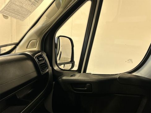 Used 2023 RAM ProMaster 2500 image 24