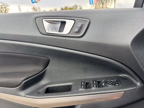 Used 2019 Ford EcoSport SE w/ SE Convenience Package FWD image 21