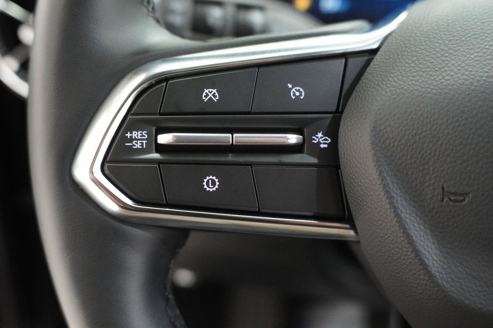 Used 2026 Chevrolet Equinox LT FWD image 9