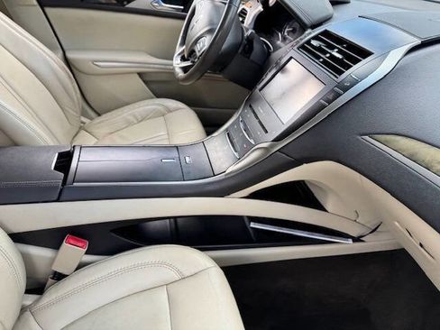 Used 2014 Lincoln MKZ Hybrid w/ Equipment Group 201A Select image 27