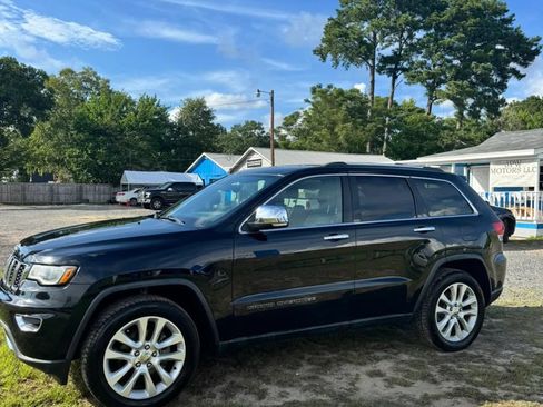 Used 2017 Jeep Grand Cherokee Limited w/ Luxury Group II RWD image 5