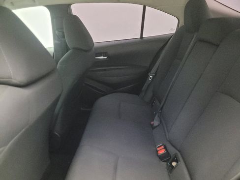 Used 2021 Toyota Corolla LE FWD image 18