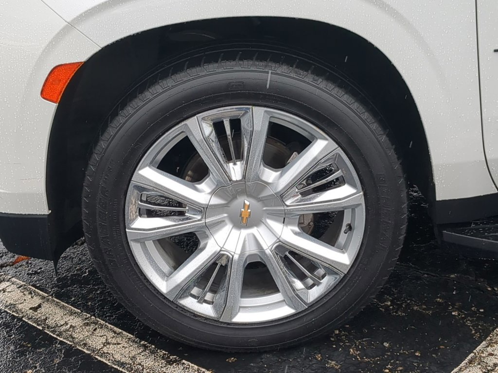 Used 2023 Chevrolet Tahoe High Country AWD/4WD image 17