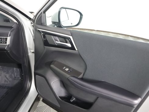 Used 2024 Mitsubishi Outlander ES image 39