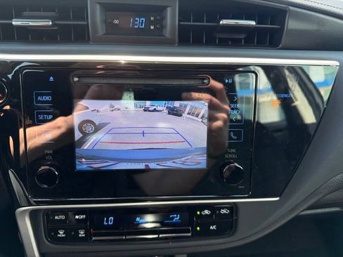 Used 2019 Toyota Corolla LE FWD image 14