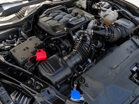 Used 2025 Ford Mustang GT Premium RWD image 48