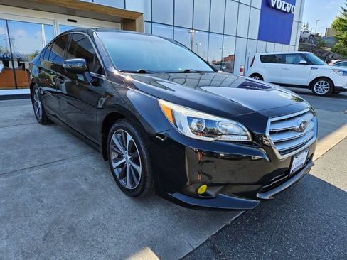 Used 2015 Subaru Legacy 2.5i Limited AWD/4WD image 3