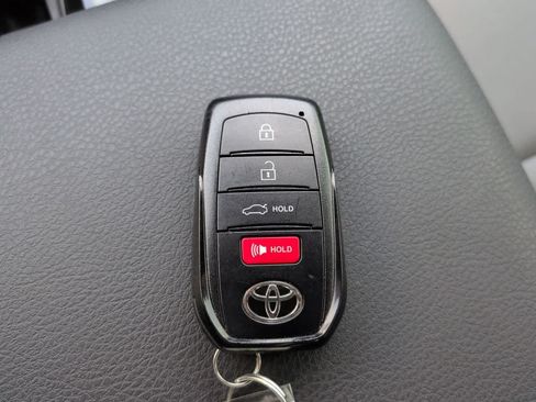 Used 2026 Toyota Camry SE FWD image 26