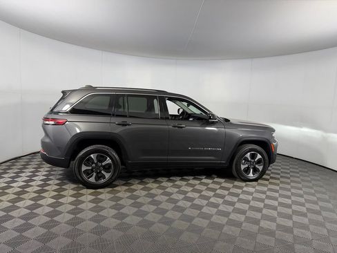 Used 2023 Jeep Grand Cherokee 4WD 4xe image 5