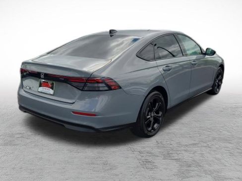 Used 2025 Honda Accord SE image 8