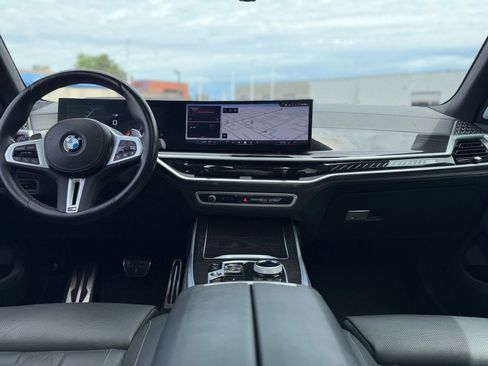 Used 2024 BMW X7 M60i w/ Executive Package AWD/4WD image 36