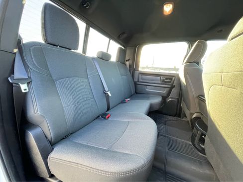 Used 2024 RAM 3500 Tradesman w/ Chrome Appearance Group image 26