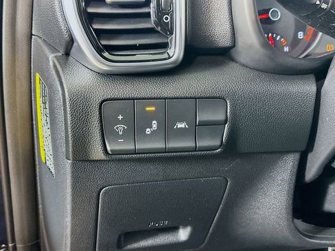 Used 2022 Kia Sportage Nightfall Edition w/ Nighfall AWD Premium Package image 19