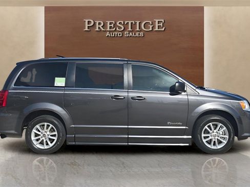 Used 2020 Dodge Grand Caravan SXT image 86