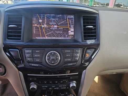 Used 2014 Nissan Pathfinder Platinum FWD image 20