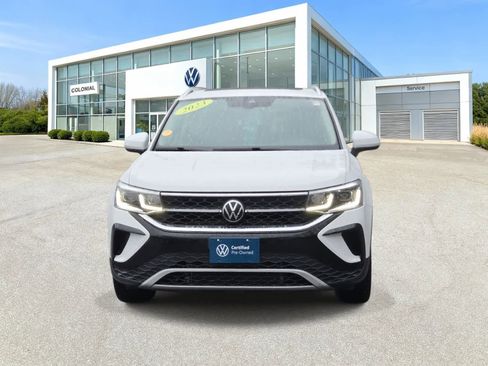 Certified 2023 Volkswagen Taos SEL image 4