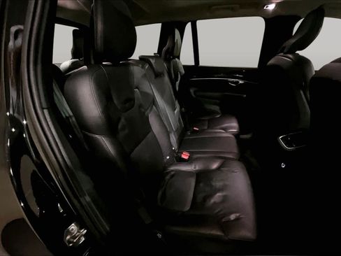 Used 2019 Volvo XC90 T6 Momentum w/ Advanced Package AWD/4WD image 19