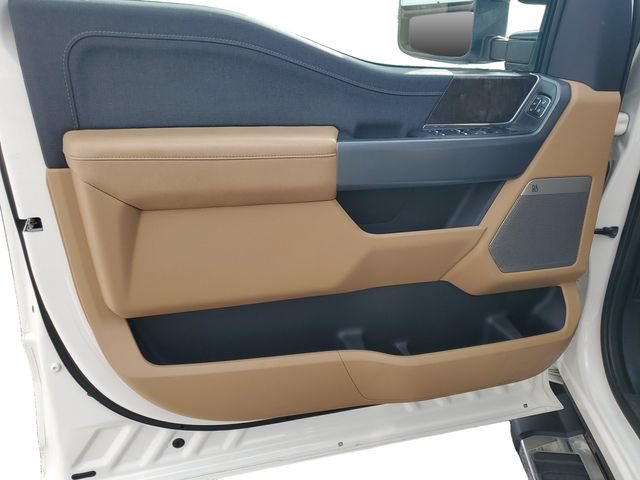 Used 2021 Ford F150 Lariat w/ Equipment Group 502A High AWD/4WD image 8