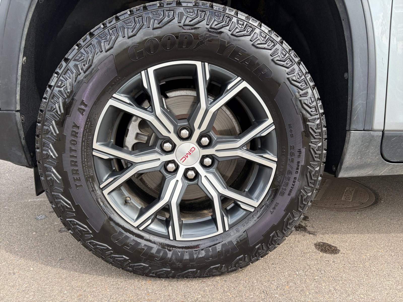 Used 2024 GMC Acadia AT4 w/ Luxury Package AWD/4WD image 24