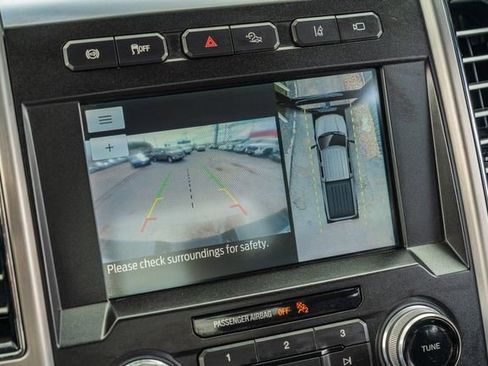 Used 2020 Ford F250 Platinum w/ Tremor Off-Road Package image 28