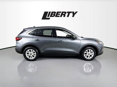 Certified 2023 Ford Escape Active w/ Tech Pack #2 image 8