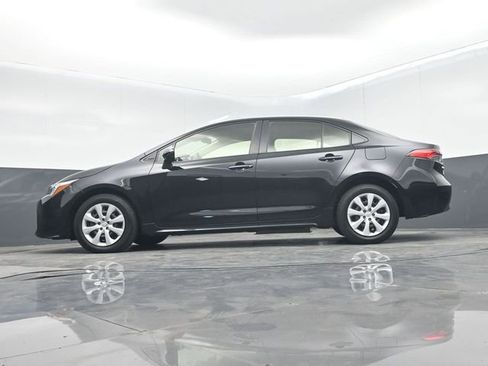 Used 2024 Toyota Corolla LE image 44