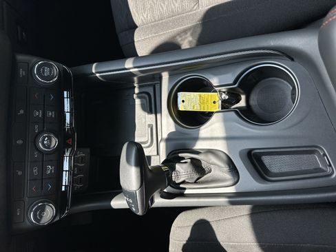 Used 2024 Dodge Durango R/T w/ Blacktop Package RWD image 24