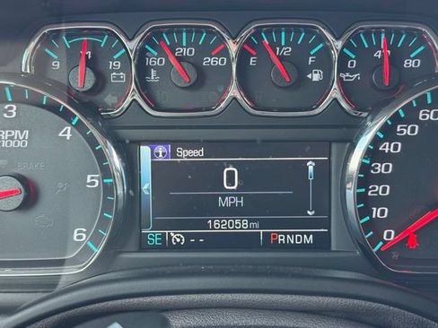 Used 2016 Chevrolet Suburban LT w/ Luxury Package RWD image 13