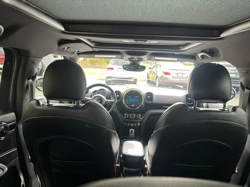 Used 2020 MINI Cooper Countryman S w/ Premium Package image 29