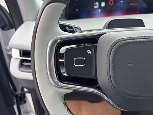 New 2026 Lincoln Navigator Black Label AWD/4WD image 16