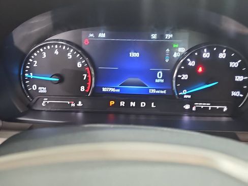 Used 2022 Ford Explorer XLT w/ Equipment Group 202A AWD/4WD image 32
