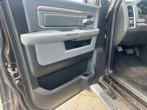 Used 2017 RAM 1500 Lone Star AWD/4WD image 10