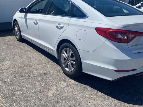 Used 2015 Hyundai Sonata SE image 4