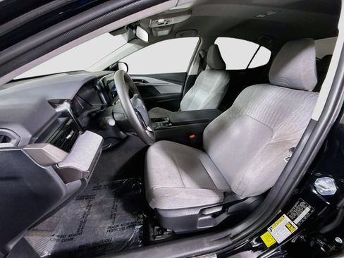 Used 2026 Toyota Camry LE FWD image 22