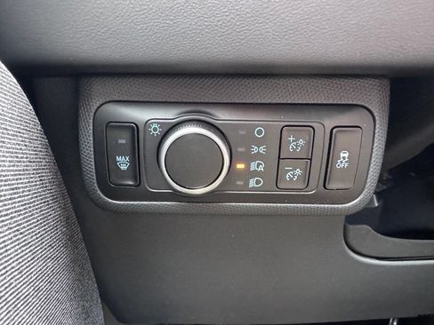 Used 2025 Ford Mustang Mach-E Premium RWD image 37